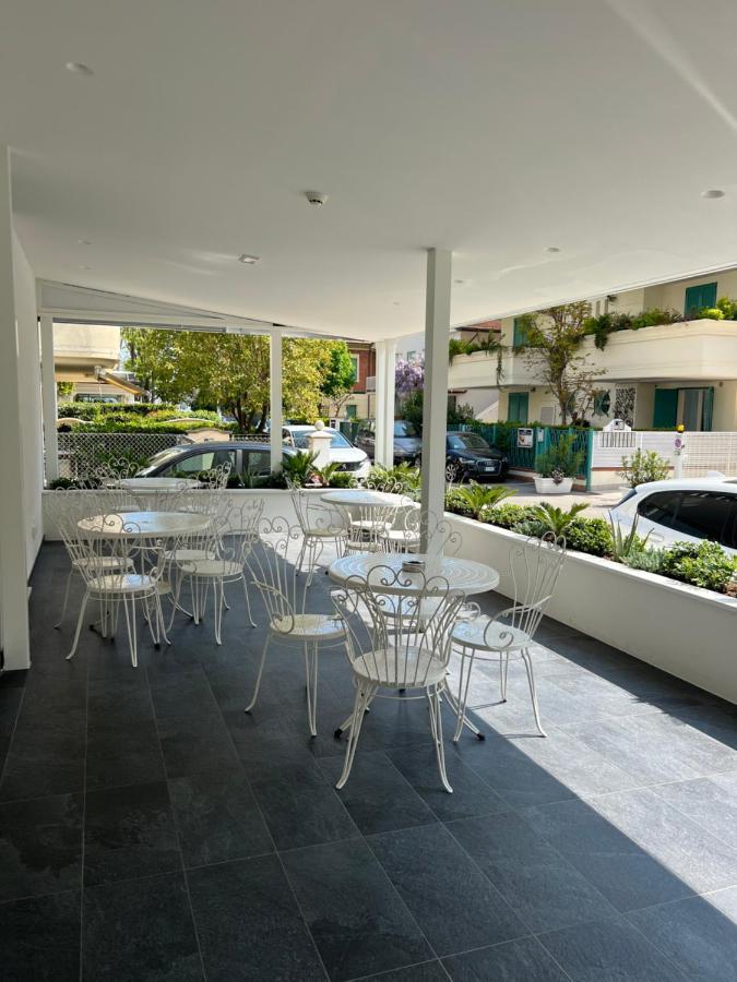 Hotel Exclusive In Pieno Centro - Nuova Gestione 2025 Riccione Exterior photo