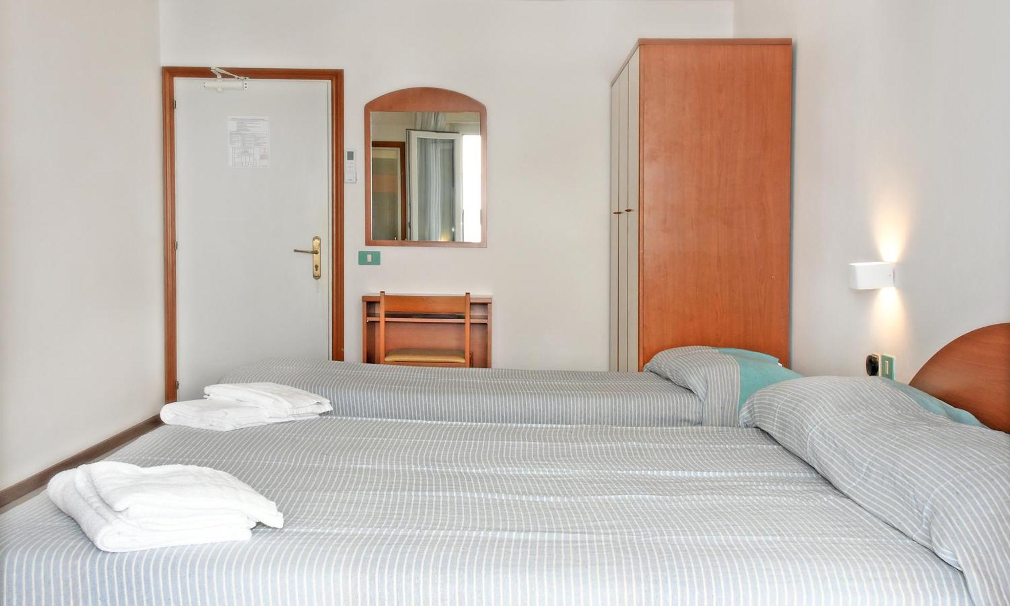 Hotel Exclusive In Pieno Centro - Nuova Gestione 2025 Riccione Exterior photo